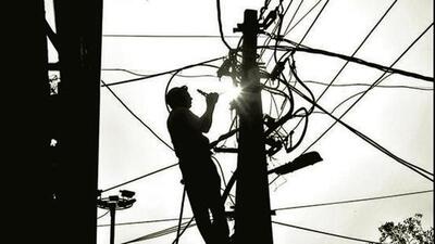 Kashmir Power Distribution Corporation Limited has disconnected the connections of 11,450 consumers. (File) Kashmir Power Distribution Corporation Limited has disconnected the connections of 11,450 consumers. (File)