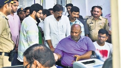 Mumbai, India – July 07, 2024: Shivsena (UBT) leader Aditya Thackeray visited worli police station and meeting the husband of female victim who was killed by hit n run case at Poonam chamber worli, at Worli, in Mumbai, India, on Sunday, July 07, 2024. (Photo by Bhushan Koyande/HT Photo)