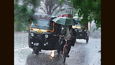 Similarly, four trains from Mumbai to Pune were also cancelled. (MAHENDRA KOLHE/ HT PHOTO)