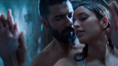 Vicky Kaushal and Triptii Dimri in a still from Bad Newz song Janam. Vicky Kaushal and Triptii Dimri in a still from Bad Newz song Janam.