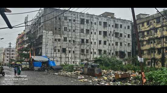 HC stays eviction of 8,000 residents of illegal buildings in Nalasopara