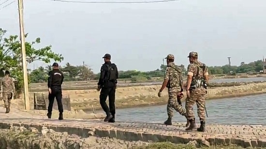 A bomb squad team of the National Security Guard arrive after CBI recovered weapons in a case related to the violence against ED officials at Agarhati village in Sandeshkhali. (ANI file)