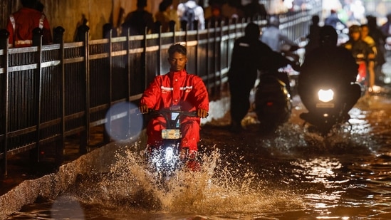 Mumbai city recorded over 300 mm of rainfall at various places in six hours from 1 am to 7 am today, according to BMC.(REUTERS)