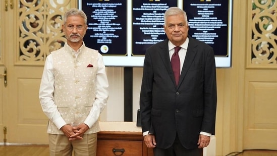 EAM S Jaishankar with Sri Lanka President Ranil Wickremesinghe (Twitter/@DrSJaishanka)