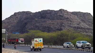 Last month, MCG announced that it will begin processing waste at Daulatabad to ease the load at the Bandhwari landfill, which has long been a source of pollution for the locals. (HT PHOTO)