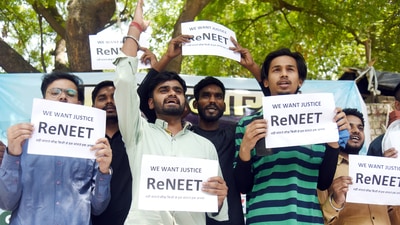 NEET aspirants protest against the alleged irregularities in the NEET-UG examination at Jantar Mantar, in New Delhi on Wednesday. (ANI) NEET aspirants protest against the alleged irregularities in the NEET-UG examination at Jantar Mantar, in New Delhi on Wednesday. (ANI)