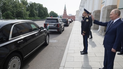Russia's President Vladimir Putin bids farewell to India's Prime Minister Narendra Modi following their meeting at the Kremlin in Moscow, Russia July 9, 2024. Sputnik/Gavriil Grigorov/Pool via REUTERS