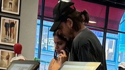 Shah Rukh and Suhana in New York Shah Rukh and Suhana in New York