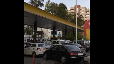 This price adjustment is due to the increased cost of sourcing natural gas, including higher-priced imported gas, to meet growing CNG demand. (HT PHOTO)