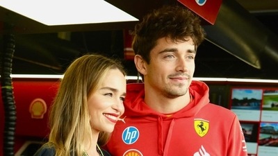 Emilia Clarke also posed alongside Ferrari driver Charlers Leclarc at the event. 