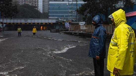 Mumbai rain updates: ‘Red’ alert issued; schools, colleges shut today ...