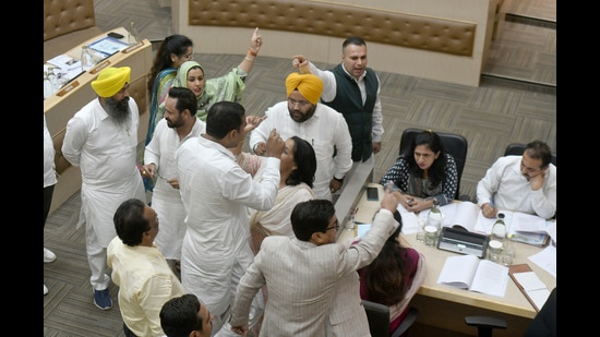 INDIA bloc and BJP councillors engaged in a heated argument during the MC House in Chandigarh on Tuesday. (Ravi Kumar/HT)