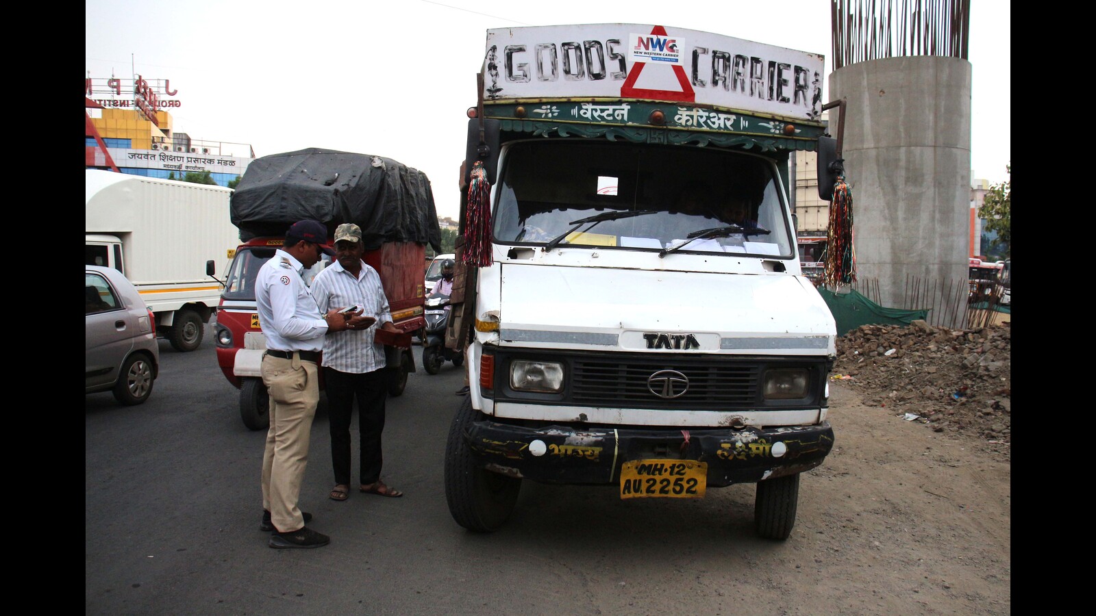 Pune traffic police crackdown: 1.58 lakh traffic violators fined after Porsche crash accident