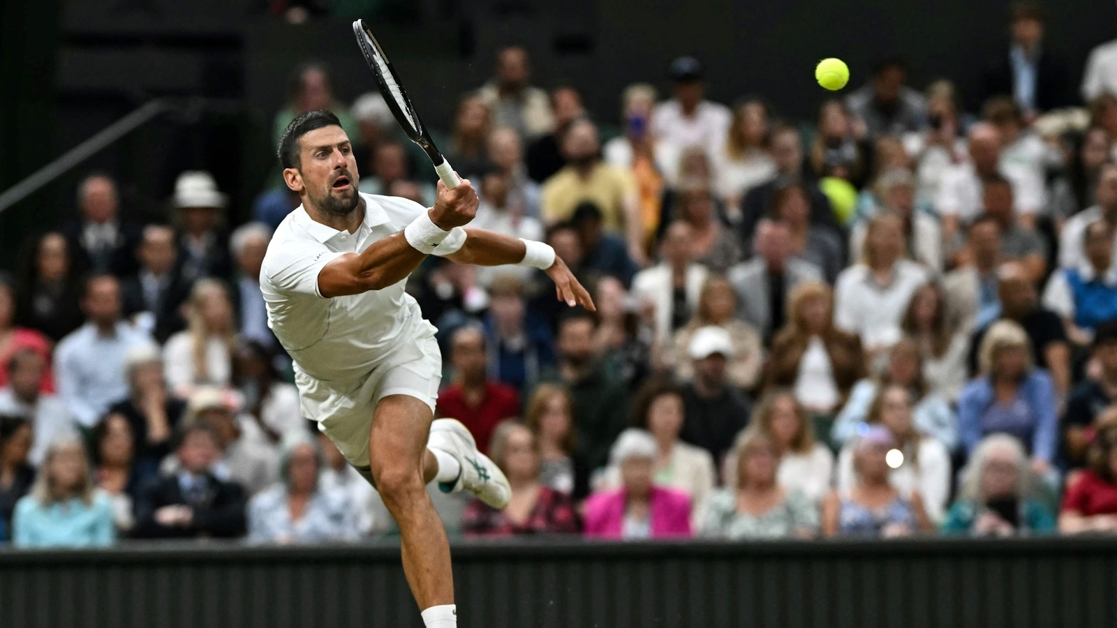 Novak Djokovic Reaches A Record 13th Wimbledon Semifinal After Injured ...