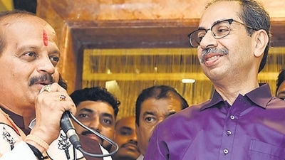 Mumbai, India. July 09, 2024: MNS leader Vasant More from Pune joined the Shiv Sena (UBT) at Matoshree in Bandra, Mumbai. July 09, 2024. (Photo by Raju Shinde/HT Photo) Mumbai, India. July 09, 2024: MNS leader Vasant More from Pune joined the Shiv Sena (UBT) at Matoshree in Bandra, Mumbai. July 09, 2024. (Photo by Raju Shinde/HT Photo)