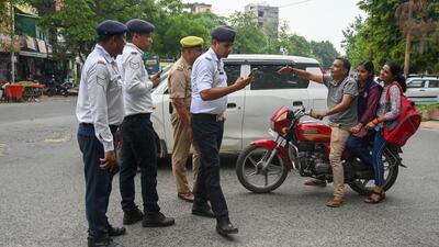 Noida traffic police have launched a 10-day drive to check underage driving in the district. (Sunil Ghosh/HT Photo) Noida traffic police have launched a 10-day drive to check underage driving in the district. (Sunil Ghosh/HT Photo)