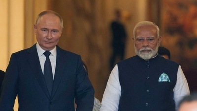 Russia's President Vladimir Putin and Prime Minister Narendra Modi called for zero tolerance towards terrorism on Tuesday, July 9, 2024. (AFP) Russia's President Vladimir Putin and Prime Minister Narendra Modi called for zero tolerance towards terrorism on Tuesday, July 9, 2024. (AFP)