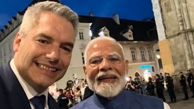 Austria Chancellor Karl Nehammer clicks a self with Prime Minister Narendra Modi. (@karlnehammer) Austria Chancellor Karl Nehammer clicks a self with Prime Minister Narendra Modi. (@karlnehammer)