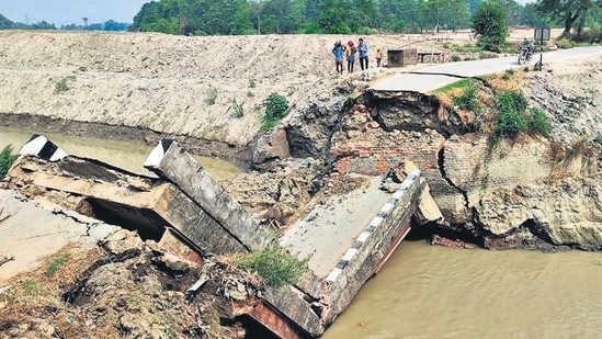 As Bihar’s rivers continue to turn, bridges continue to collapse under the weight of shoddy maintenance, the lack of a plan, and complete mismanagement. (HT Photo)