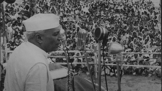 Jawaharlal Nehru, India's first prime minister was also India's first prime minister to present the Union Budget. (HT Photo)