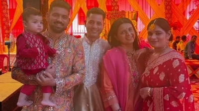Her cousin brother Varun Ranaut's wedding was a grand Himachali affair. Her cousin brother Varun Ranaut's wedding was a grand Himachali affair.