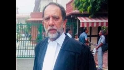 Jammu and Kashmir High Court Bar Association ad hoc chairman Nazir Ahmad Ronga, 75, who was arrested after a midnight raid at his house in Srinagar on Thursday. (HT file photo) Jammu and Kashmir High Court Bar Association ad hoc chairman Nazir Ahmad Ronga, 75, who was arrested after a midnight raid at his house in Srinagar on Thursday. (HT file photo)