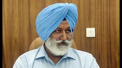 Punjab Public Service Commission’s ) chairman Jatinder Aulakh addresses mediapersons in Patiala on Thursday. (ANI) Punjab Public Service Commission’s ) chairman Jatinder Aulakh addresses mediapersons in Patiala on Thursday. (ANI)