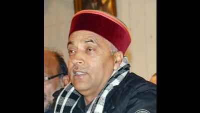 The Leader of Opposition in the state assembly Jai Ram Thakur on Thursday claimed that it was during the BJP government that the initiative was taken to sell apples in universal cartons. (HT File) The Leader of Opposition in the state assembly Jai Ram Thakur on Thursday claimed that it was during the BJP government that the initiative was taken to sell apples in universal cartons. (HT File)