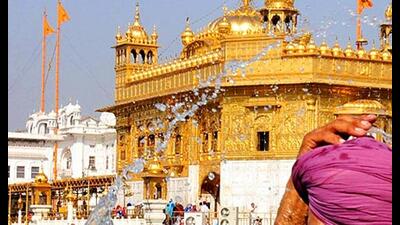 The SGPC, on directions of Akal Takht jathedar, has already banned photography and videography by artistes or actors for promotion of their movies in the Golden Temple complex. The SGPC, on directions of Akal Takht jathedar, has already banned photography and videography by artistes or actors for promotion of their movies in the Golden Temple complex.