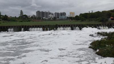 With rising concern over the Indrayani River pollution, the MPCB has initiated legal action against three local bodies including PCMC and Talegaon-Dabhade Municipal Council and Wadgaon Nagar Panchayat. (HT FILE)