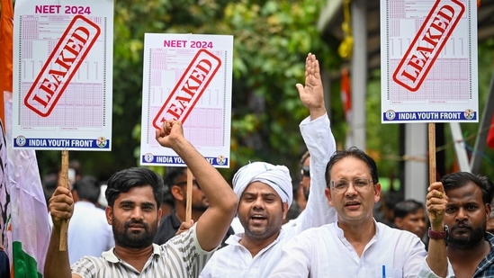 A protest being held over the alleged irregularities in NEET 2024 at Jantar Mantar on Monday. (Sanchit Khanna/HT Photo)(HT_PRINT) A protest being held over the alleged irregularities in NEET 2024 at Jantar Mantar on Monday. (Sanchit Khanna/HT Photo)(HT_PRINT)