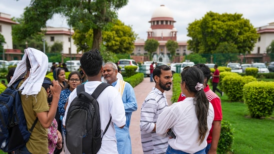 New Delhi: Students and others at the Supreme Court of India in New Delhi, Monday, July 87, 2024. The apex court has begun the hearing for a number of petitions regarding the alleged irregularities in the administration of NEET UG 2024 exams. (PTI Photo/Ravi Choudhary) (PTI07_08_2024_000069A)(PTI)