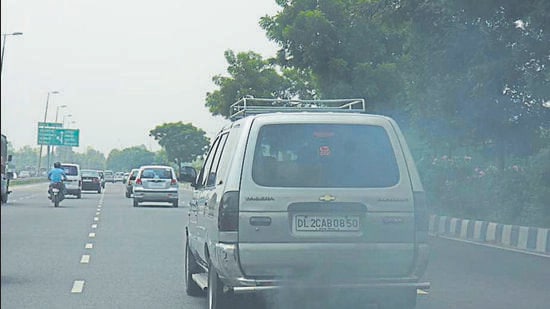 The pollution under control certificate is a mandatory document assuring that the vehicle’s tailpipe emission falls within permissible limits. (HT Archive) The pollution under control certificate is a mandatory document assuring that the vehicle’s tailpipe emission falls within permissible limits. (HT Archive)