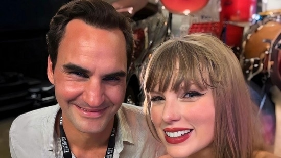 Roger Federer and Taylor Swift were all smiles in a selfie together.