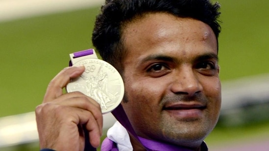Indian shooter Vijay Kumar had won a silver medal in the 25m rapid fire pistol event at the 2012 London Olympics.(PTI)