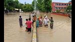 Delhi highway flooded in Shahjahapur. (Source) Delhi highway flooded in Shahjahapur. (Source)