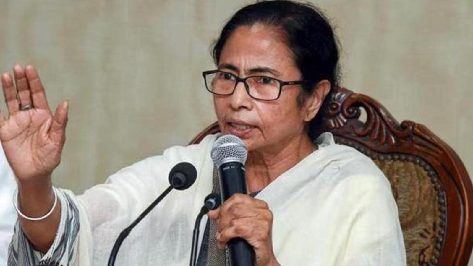 NDA govt unstable, may not complete its term: Mamata Banerjee