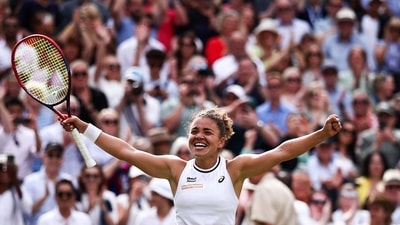 Italy's Jasmine Paolini celebrates (AFP) Italy's Jasmine Paolini celebrates (AFP)