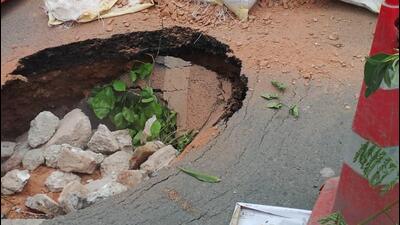 The pothole was six feet deep. (HT Photo) The pothole was six feet deep. (HT Photo)