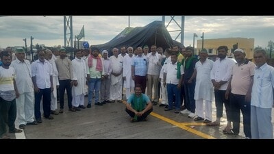 The protesting farmers. (HT)