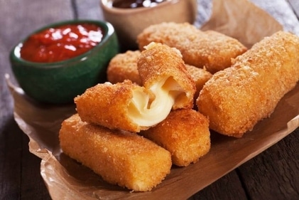 Mozzarella sticks (Recipe This) Mozzarella sticks (Recipe This)