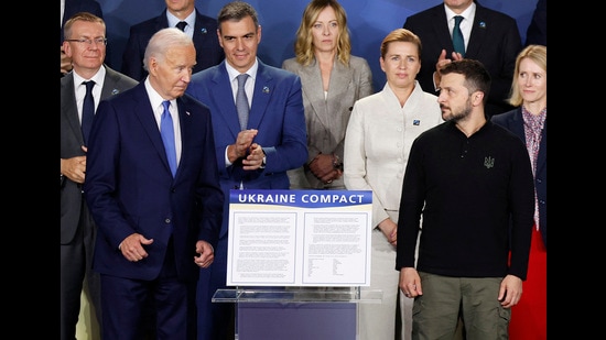 WASHINGTON, DC - JULY 11: U.S. President Joe Biden (L) and Ukraine President Volodymyr Zelenskyy (R) participate in the launching of the Ukraine Compact at the 2024 NATO Summit on July 11, 2024 in Washington, DC. NATO leaders convene in Washington this week for the annual summit to discuss future strategies and commitments and mark the 75th anniversary of the alliance’s founding. Kevin Dietsch/Getty Images/AFP (Photo by Kevin Dietsch / GETTY IMAGES NORTH AMERICA / Getty Images via AFP) (Getty Images via AFP)