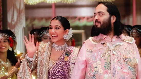 Anant Ambani-Radhika Merchant wedding: Know the dress code and details of the bride and groom's wedding attire. (Instagram)