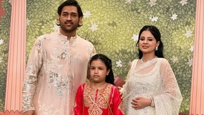 Cricketer MS Dhoni was seen putting his best sartorial foot forward with his family. (HT Photo) Cricketer MS Dhoni was seen putting his best sartorial foot forward with his family. (HT Photo)
