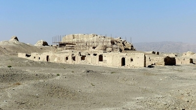 Photograph of the Qigexing Buddhist Temple Ruins, southwest of the town of Yanqi, Yanqi Hui Autonomous County, Xinjiang, China. (Rolfmueller/Wikimedia Commons) Photograph of the Qigexing Buddhist Temple Ruins, southwest of the town of Yanqi, Yanqi Hui Autonomous County, Xinjiang, China. (Rolfmueller/Wikimedia Commons)