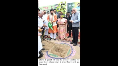 Haryana chief minister Nayab Singh Saini launched two environmental protection schemes, named ‘Van Mitra’ and ‘Ek Ped Maa Ke Naam Yojana’, both aimed at enhancing tree planting efforts in the state. (HT Photo) Haryana chief minister Nayab Singh Saini launched two environmental protection schemes, named ‘Van Mitra’ and ‘Ek Ped Maa Ke Naam Yojana’, both aimed at enhancing tree planting efforts in the state. (HT Photo)