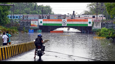 New Delhi, India - June 28, 2024: A Truck is stuck in logged water under Minto Bridge near Connaught Place after a heavy rain in New Delhi, India, on Friday, June 28, 2024. (Photo by Arvind Yadav/ Hindustan Times) (Hindustan Times) New Delhi, India - June 28, 2024: A Truck is stuck in logged water under Minto Bridge near Connaught Place after a heavy rain in New Delhi, India, on Friday, June 28, 2024. (Photo by Arvind Yadav/ Hindustan Times) (Hindustan Times)