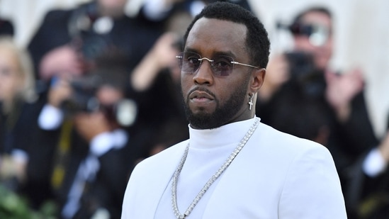 https://www.mobilemasala.com/film-gossip/Never-ending-Diddy-story-Sean-Combs-allegedly-threatened-veteran-journalist-would-be-dead-in-the-trunk-of-a-car-i280696