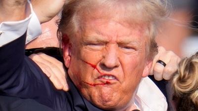Donald Trump was seen at Newark Airport for the first time since the attack (AP/PTI)(AP07_14_2024_000058A) (AP) Donald Trump was seen at Newark Airport for the first time since the attack (AP/PTI)(AP07_14_2024_000058A) (AP)