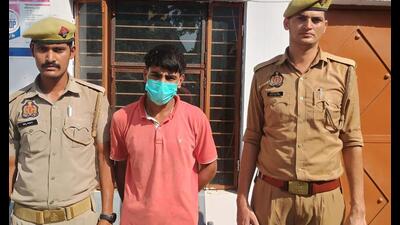 Earlier, three suspects were held on July 9 and the remaining two on Friday. Deceased Bhati and his friend Jitender Gujar, 20, were thrashed in Peepalka on being spotted with the girl by a group of people linked to her family. (HT Photo)